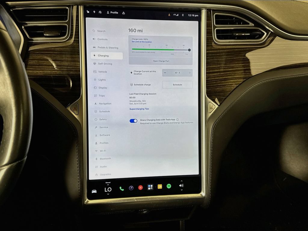 Used 2015 Tesla Model S 70D AWD/4WD image 30