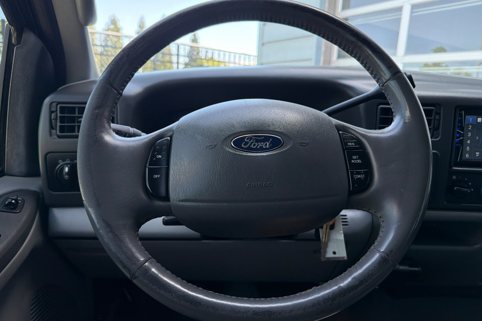Used 2004 Ford F250 Lariat AWD/4WD image 23