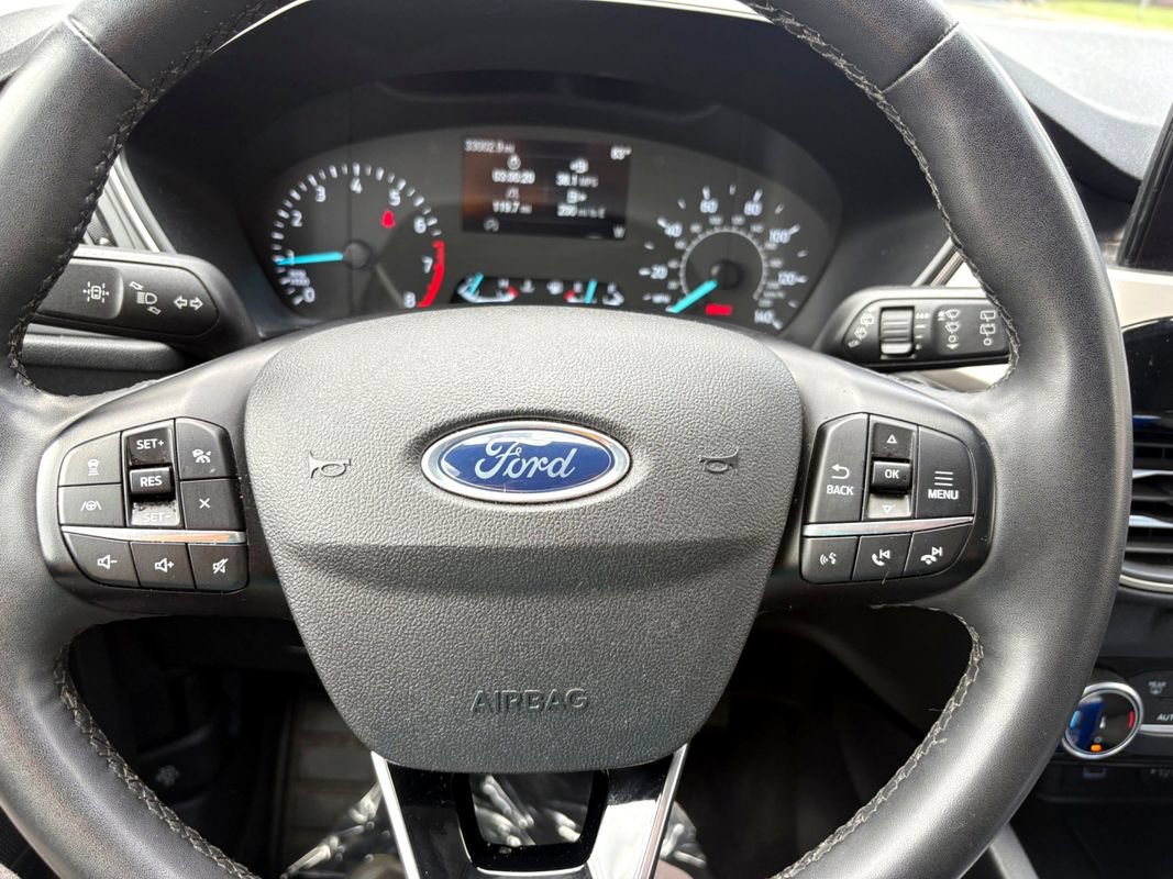 Used 2022 Ford Escape SE w/ SE Sport Appearance Package FWD image 11