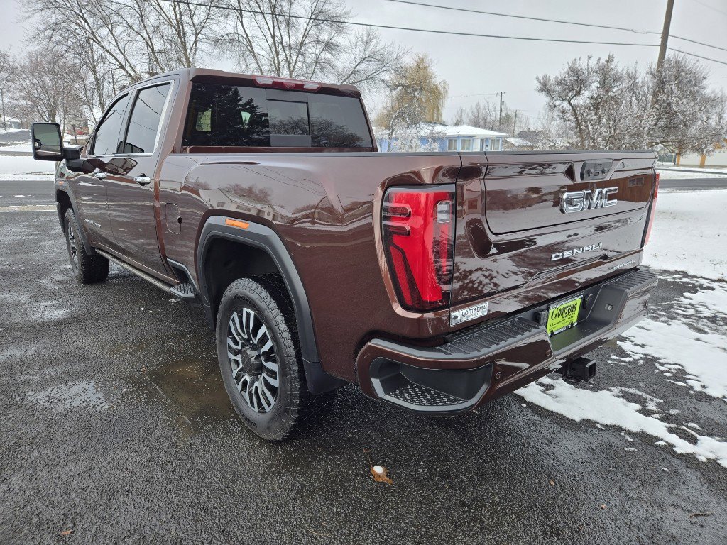 Used 2024 GMC Sierra 2500 Denali Ultimate image 8