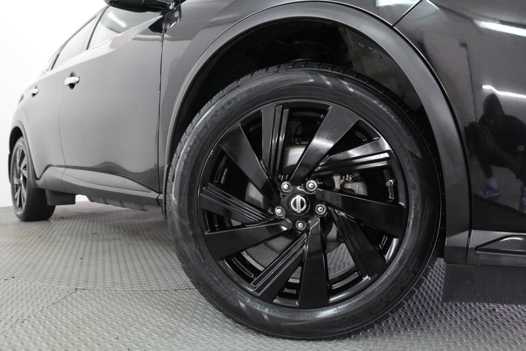 Used 2018 Nissan Murano SL w/ Midnight Edition Package FWD image 17