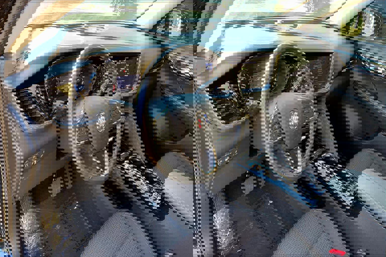 Used 2023 Buick Envision Preferred w/ Premium Seat Package image 16