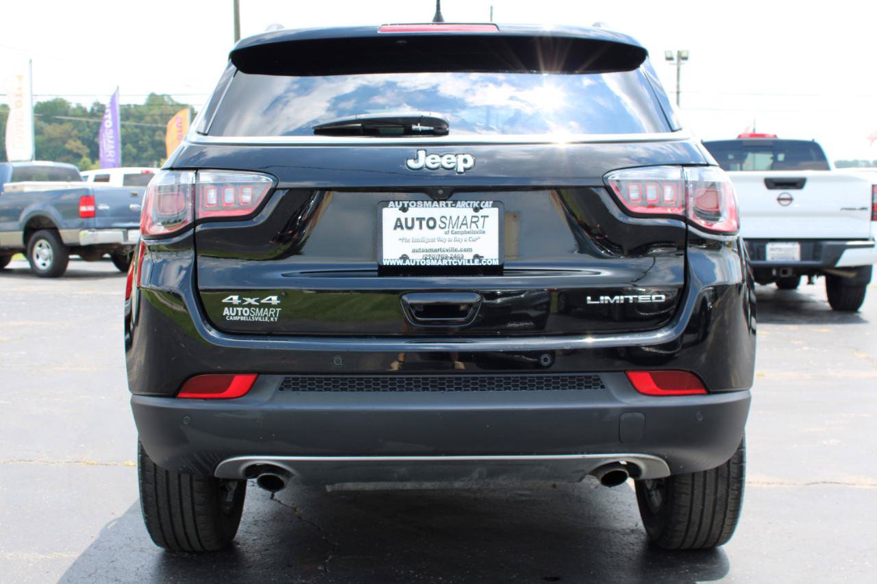 Used 2023 Jeep Compass Limited AWD/4WD image 5