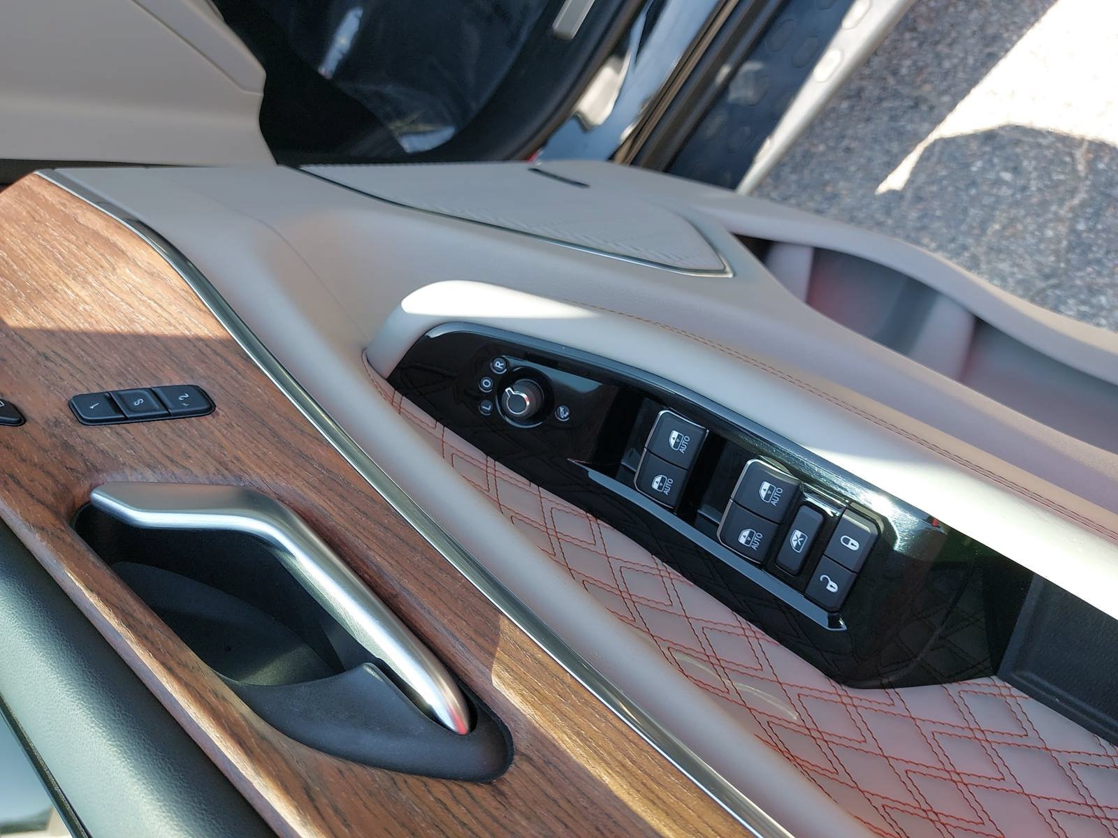 Used 2021 Jeep Grand Cherokee L Summit w/ Advanced Protech Group IV AWD/4WD image 29