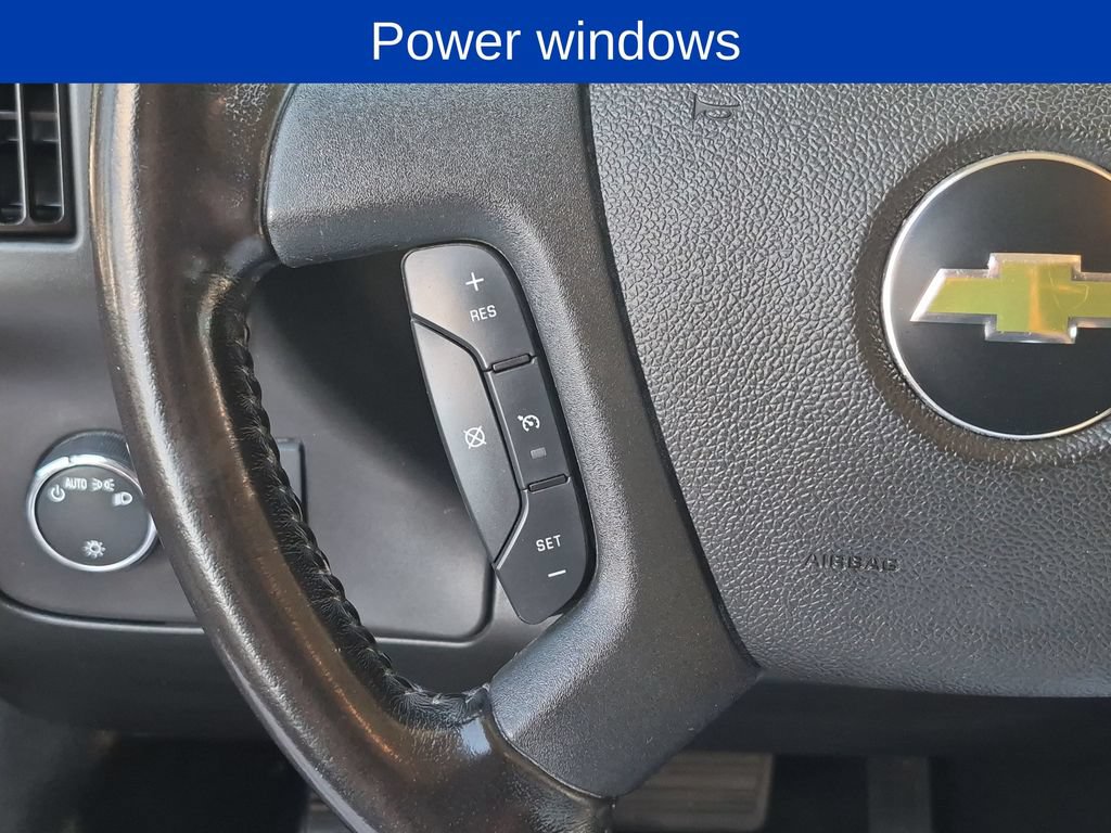 Used 2021 Chevrolet Express 2500 w/ Driver Convenience Package RWD image 12