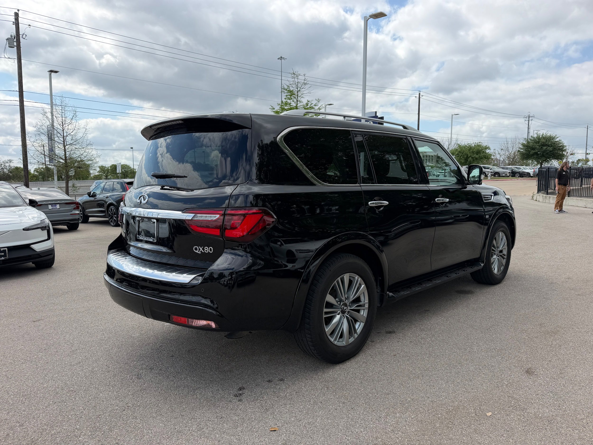 Used 2019 INFINITI QX80 Luxe RWD image 6