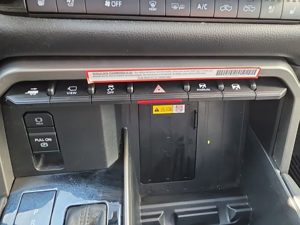 Used 2022 Toyota Tundra Limited image 30