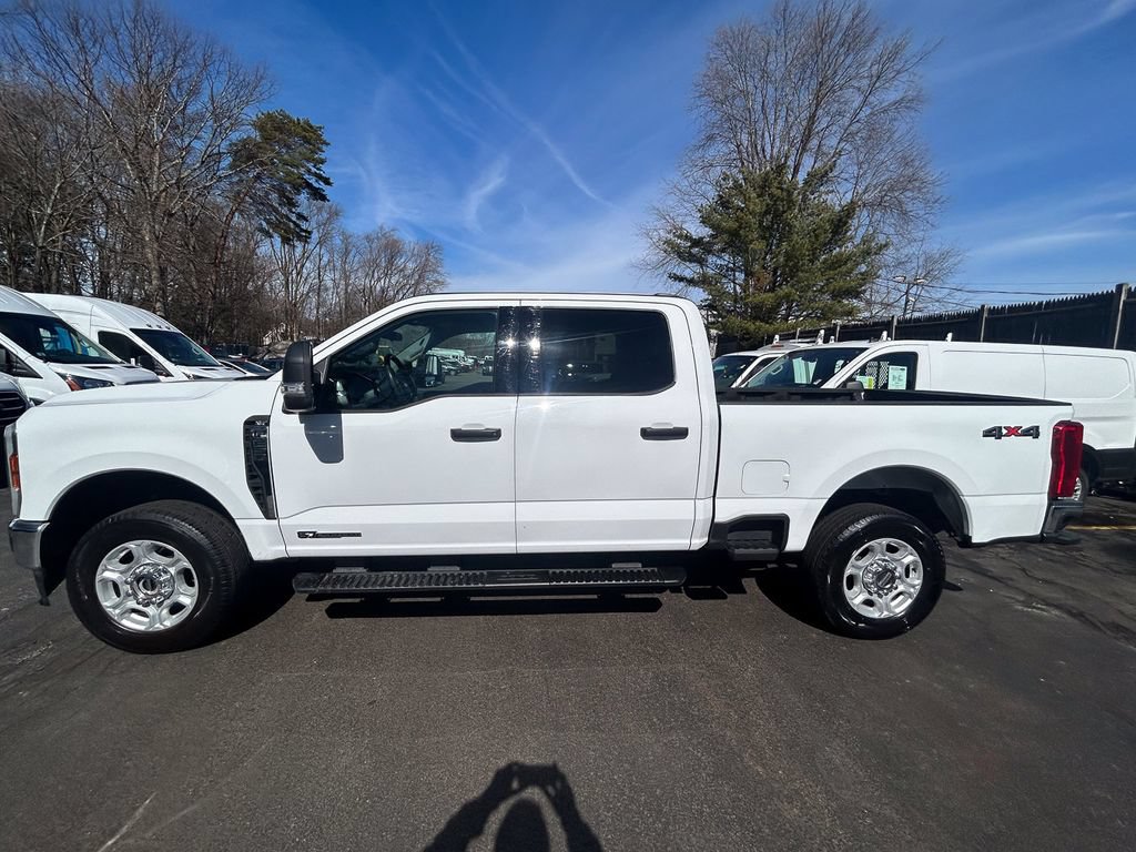 Used 2025 Ford F250 XLT AWD/4WD image 4