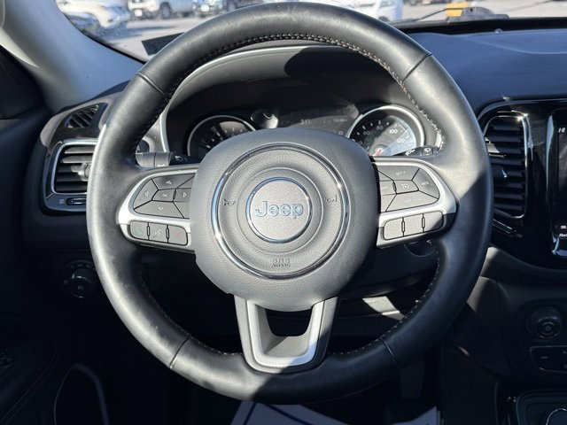 Used 2018 Jeep Compass Limited w/ Navigation Group image 25