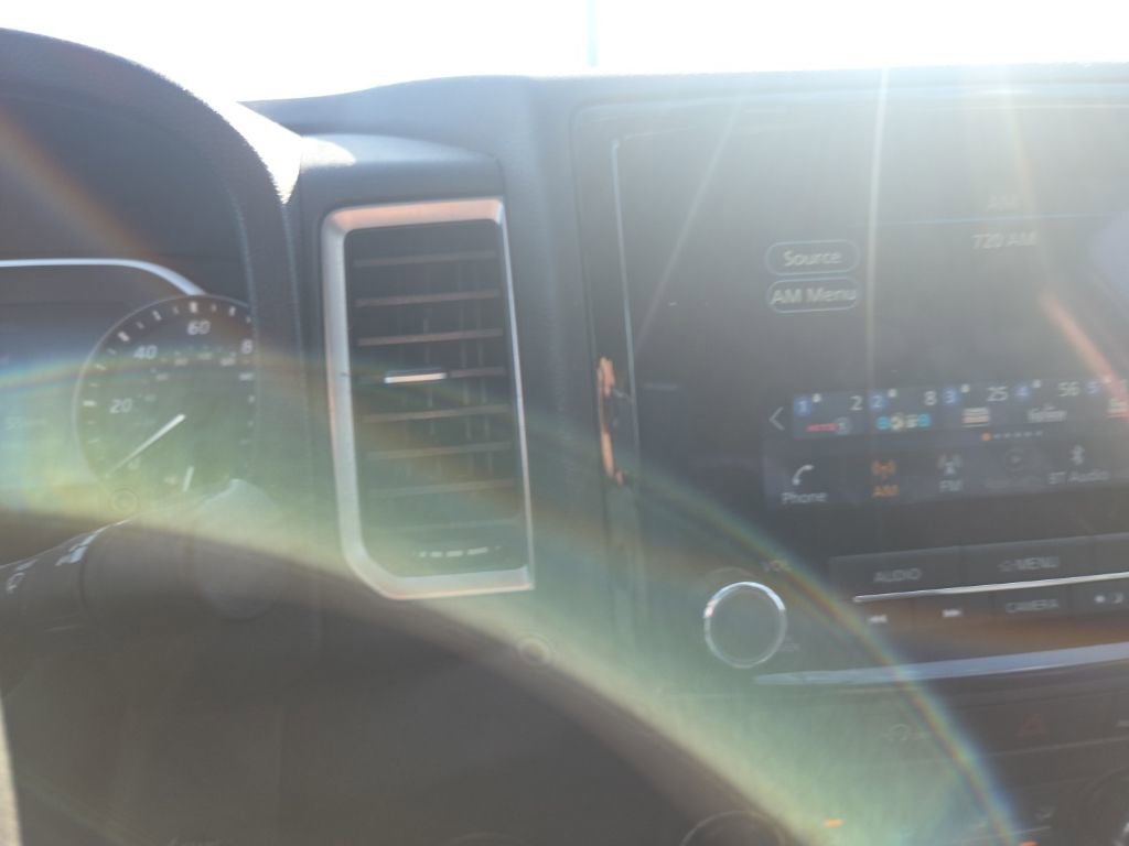 Used 2023 Nissan Frontier SV w/ Technology Package image 13