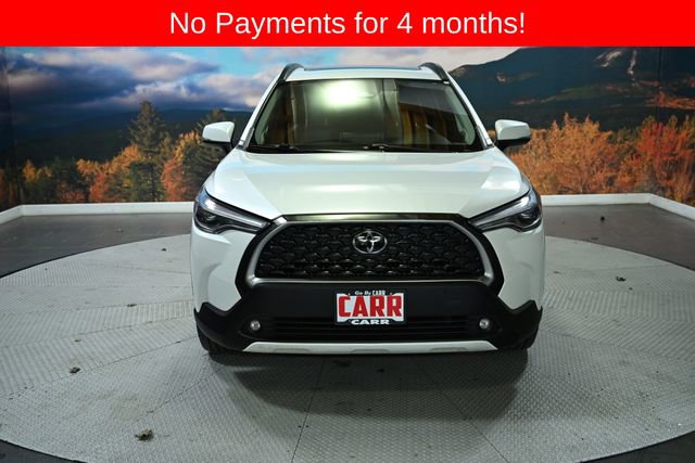 Used 2023 Toyota Corolla Cross XLE w/ Convenience Package image 3