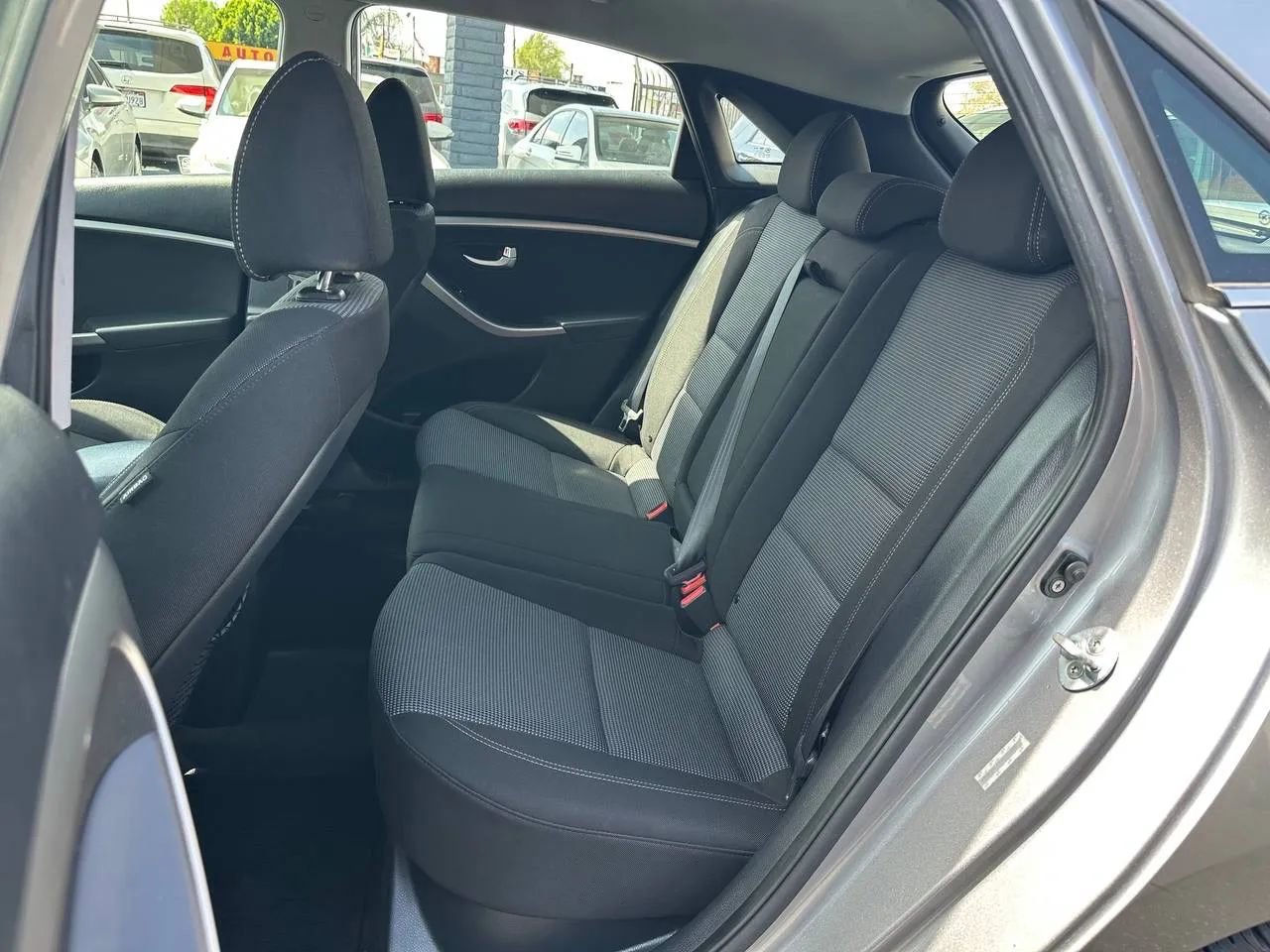 Used 2013 Hyundai Elantra GT image 36