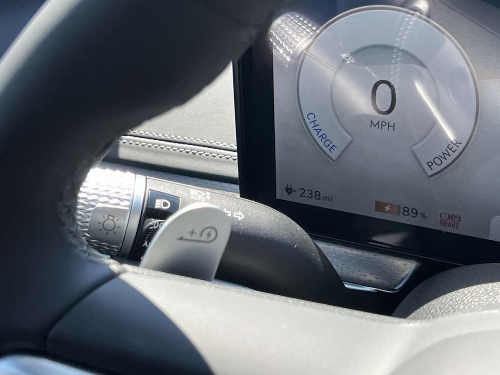 New 2024 Genesis GV60 Advanced AWD/4WD image 24