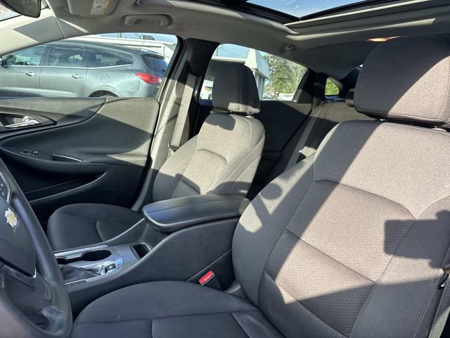 Used 2024 Chevrolet Malibu LT image 36
