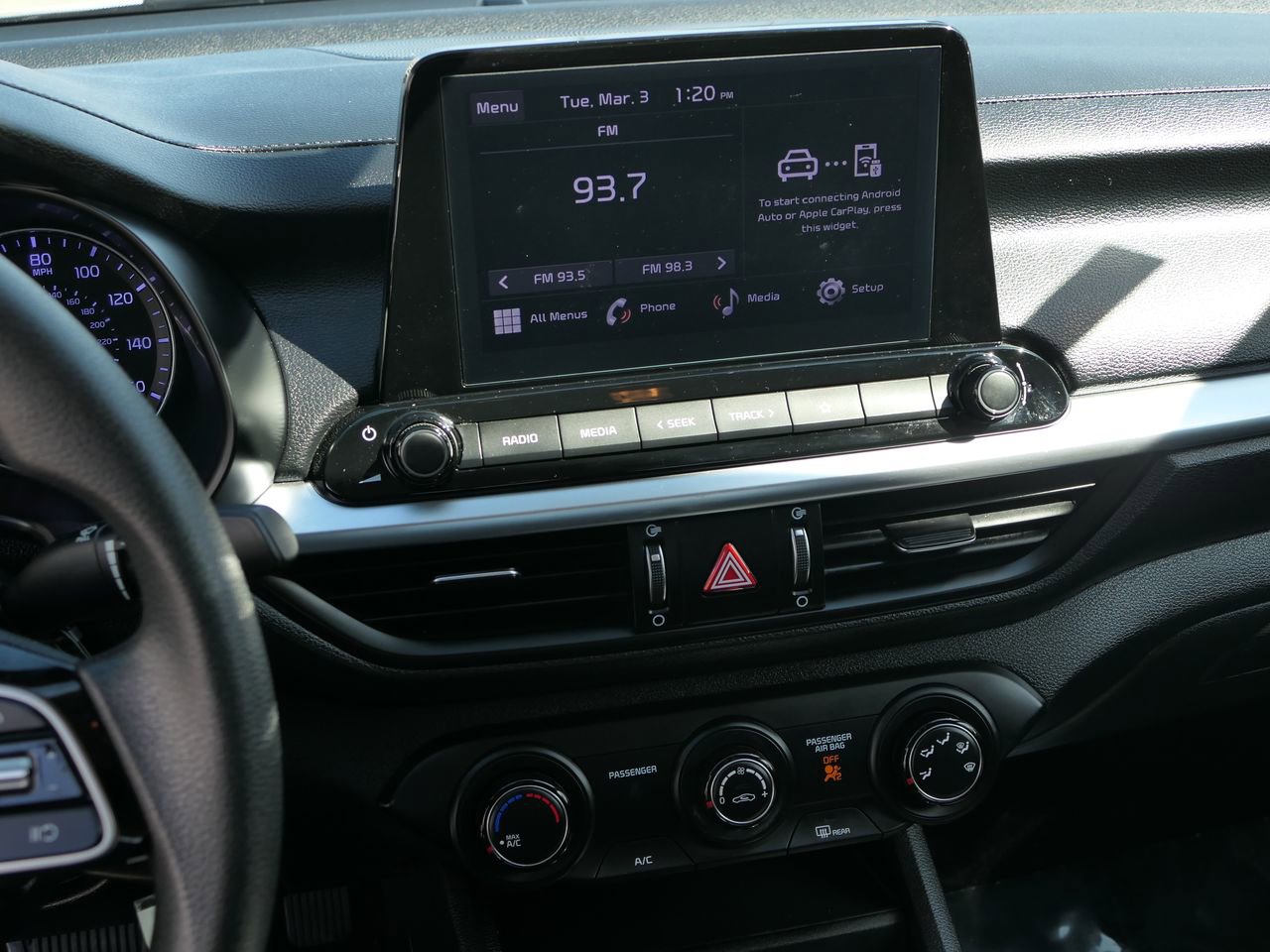 Used 2023 Kia Forte LXS w/ LXS Technology Package image 19