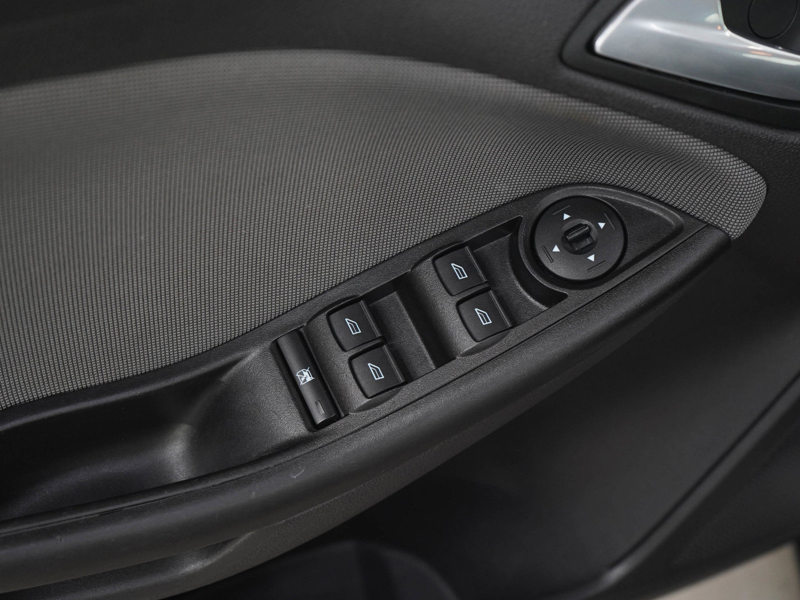 Used 2014 Ford Focus SE FWD image 19