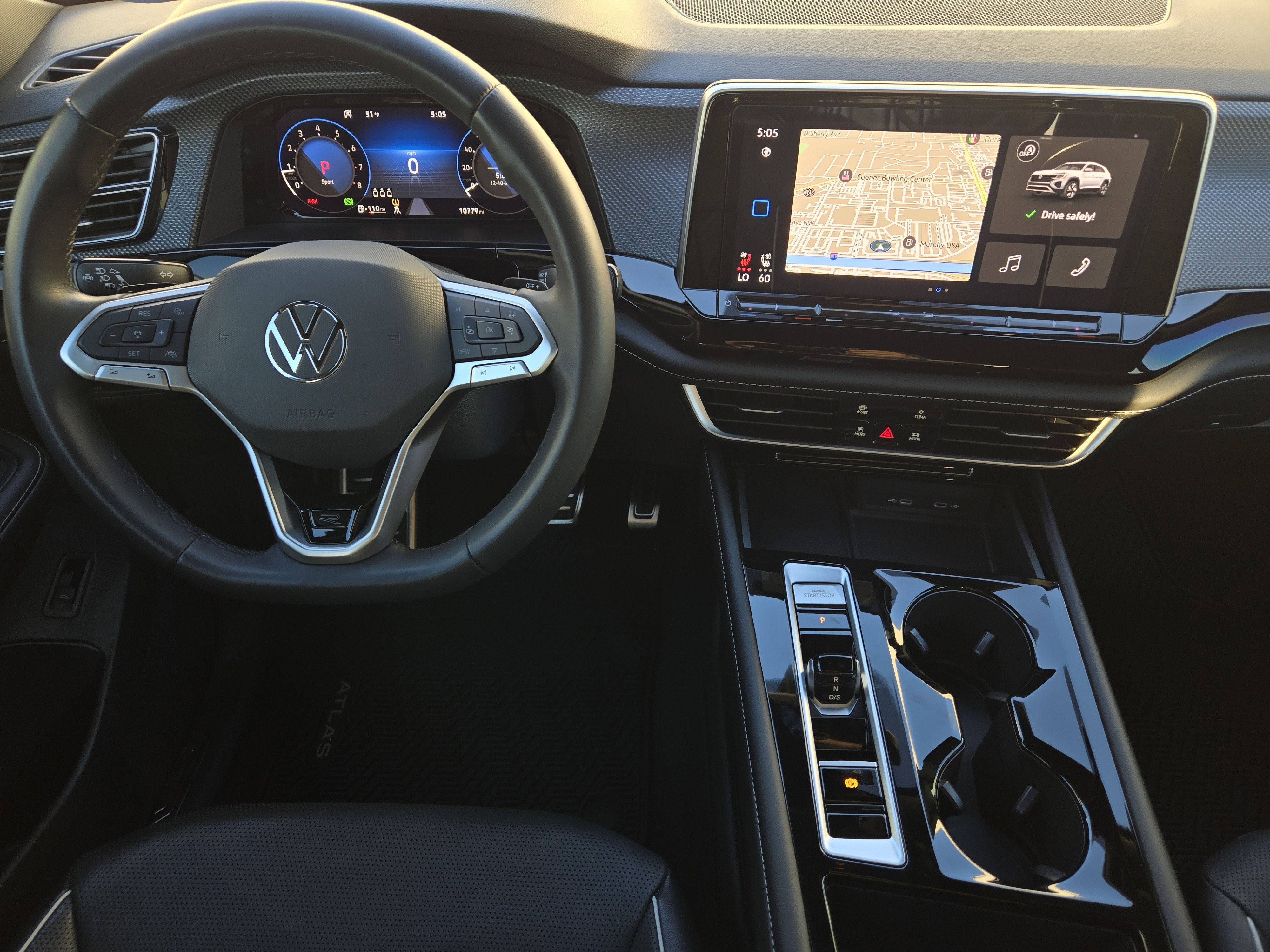 Used 2024 Volkswagen Atlas Cross Sport SEL Premium R-Line image 30