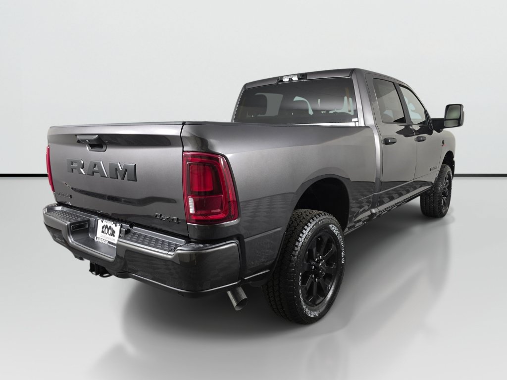 New 2026 RAM 3500 Big Horn AWD/4WD image 4