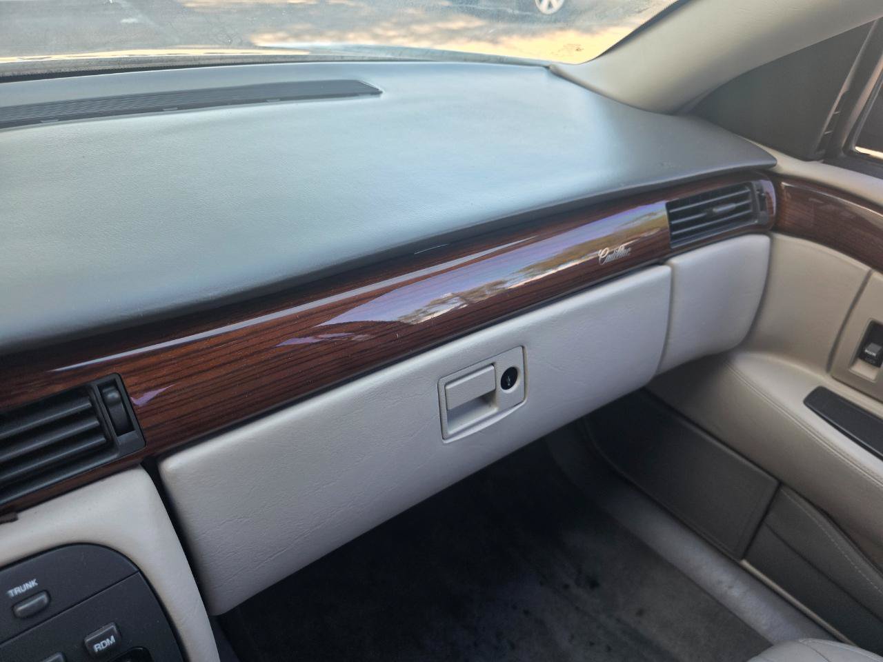 Used 1997 Cadillac Eldorado Touring FWD image 35