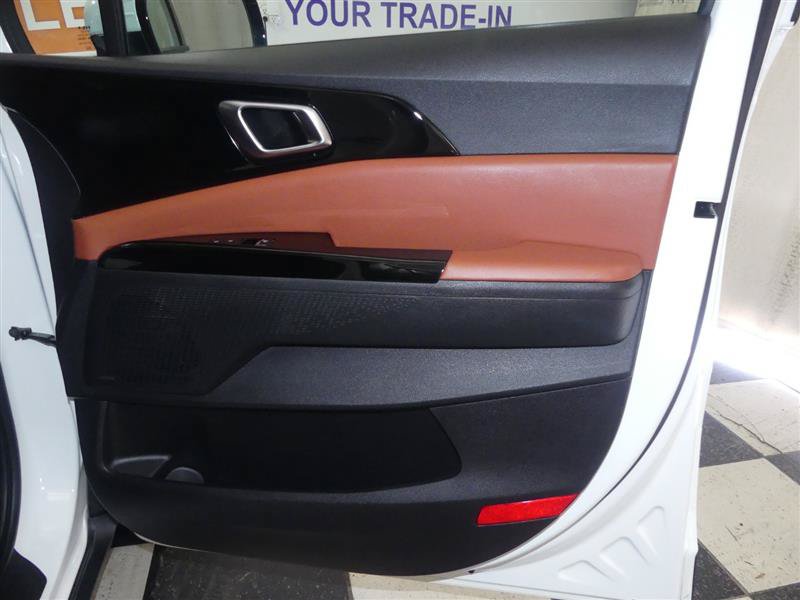 Used 2024 Kia Carnival SX Prestige FWD image 31