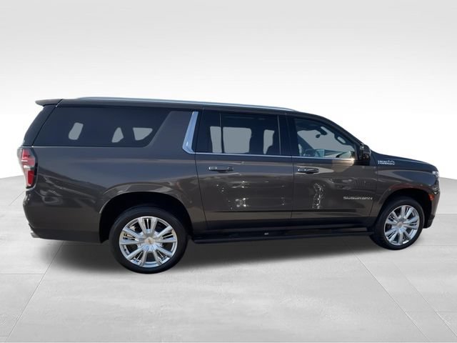 Certified 2021 Chevrolet Suburban High Country w/ Premium Package AWD/4WD image 8