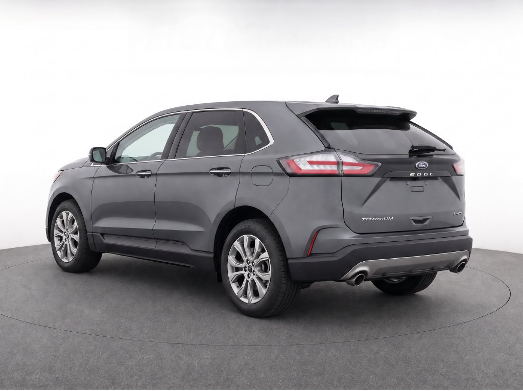 Used 2024 Ford Edge Titanium AWD/4WD image 3