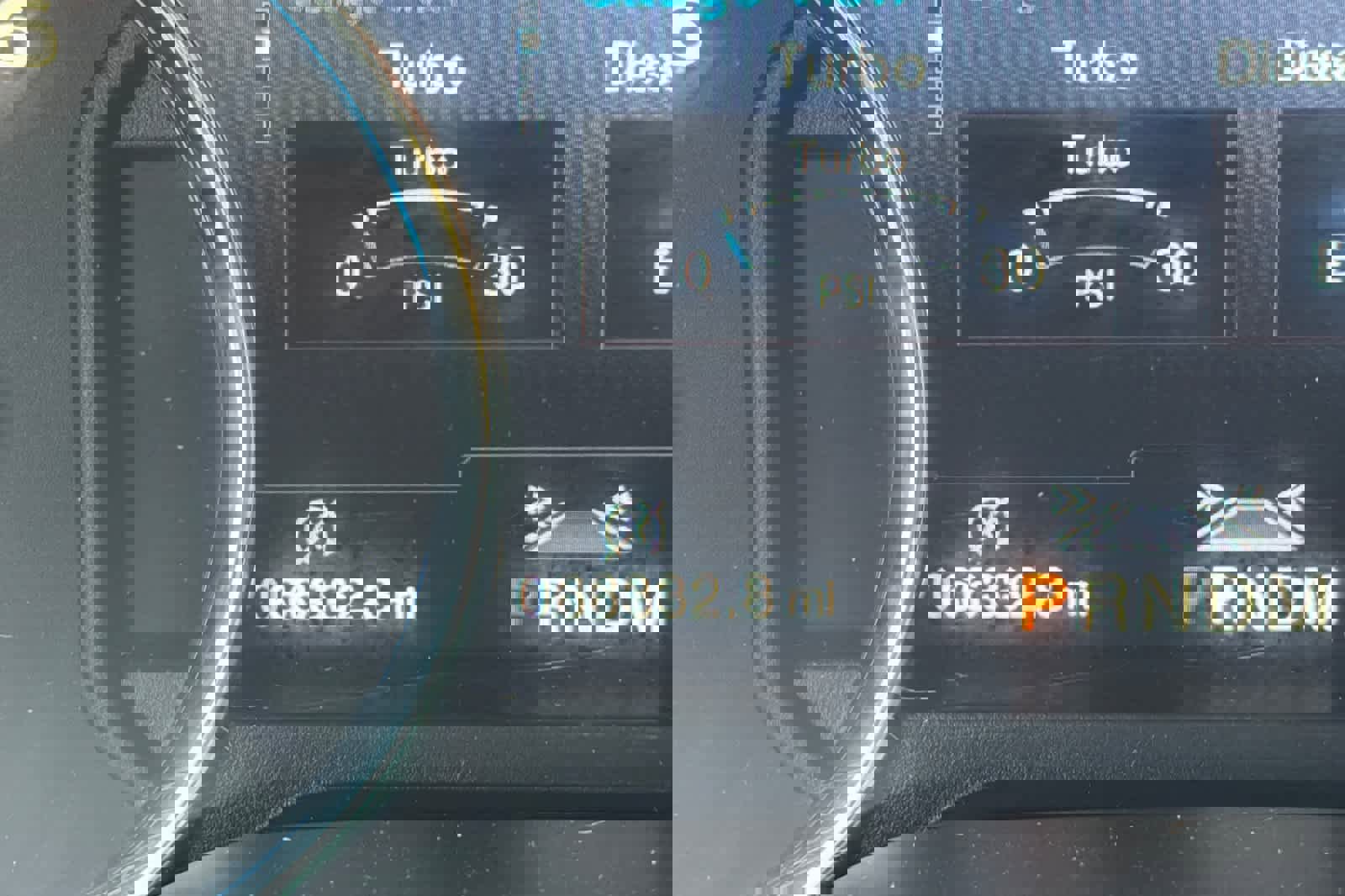 Used 2018 Ford F150 Platinum w/ Equipment Group 701A Luxury image 27