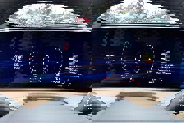 Used 2024 Cadillac XT4 Luxury w/ Cold Weather Package image 20