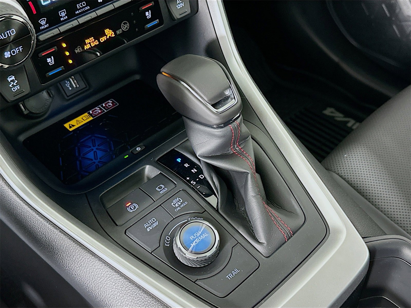 Certified 2025 Toyota RAV4 XSE image 17