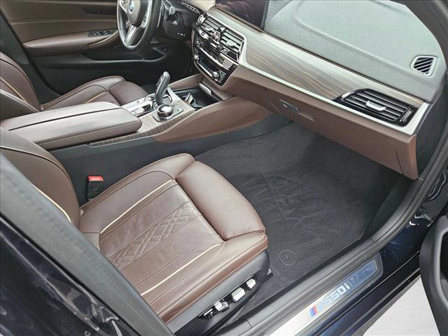 Certified 2023 BMW M550i xDrive w/ Executive Package image 20