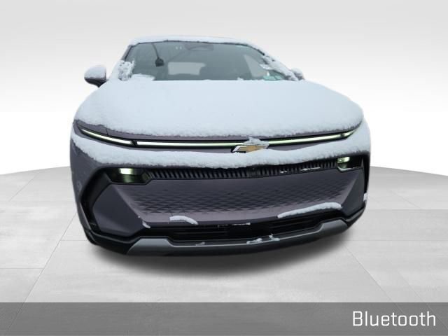 Used 2025 Chevrolet Equinox EV LT w/ Convenience Package image 3