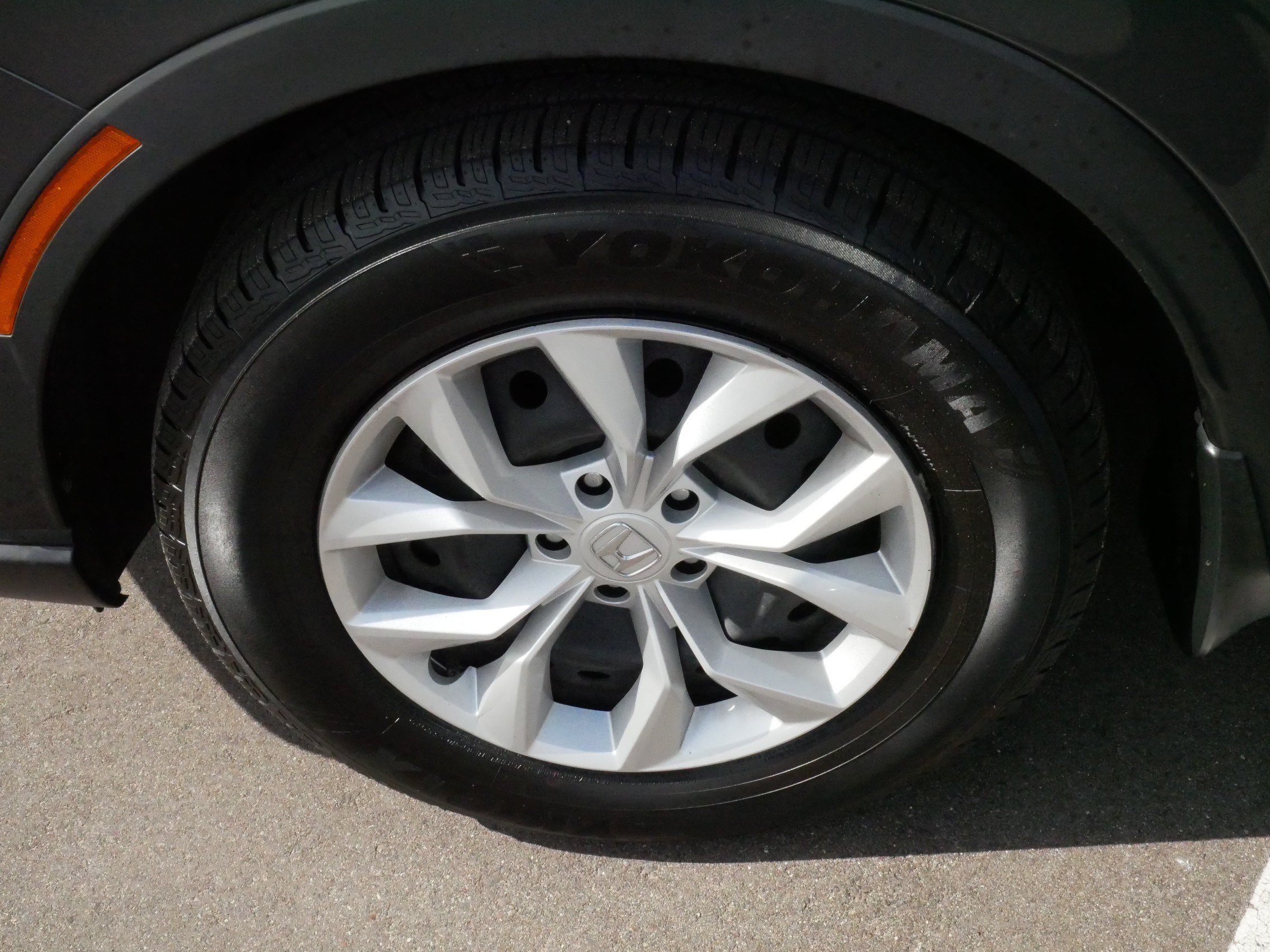 Used 2024 Honda CR-V LX image 15