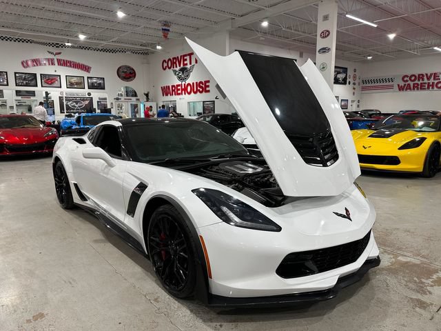 Used 2016 Chevrolet Corvette Z06 w/ Z07 Performance Package RWD image 31