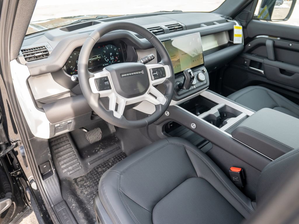 New 2026 Land Rover Defender 130 X-Dynamic SE image 11