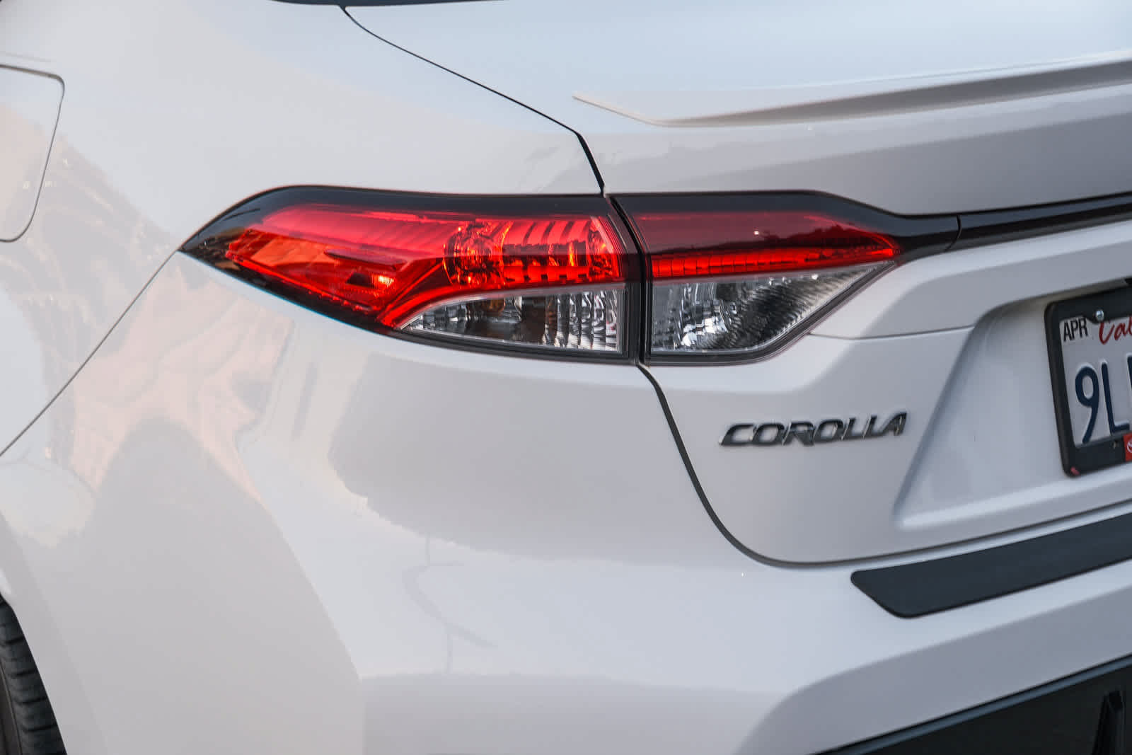Certified 2024 Toyota Corolla SE w/ SE Package FWD image 7