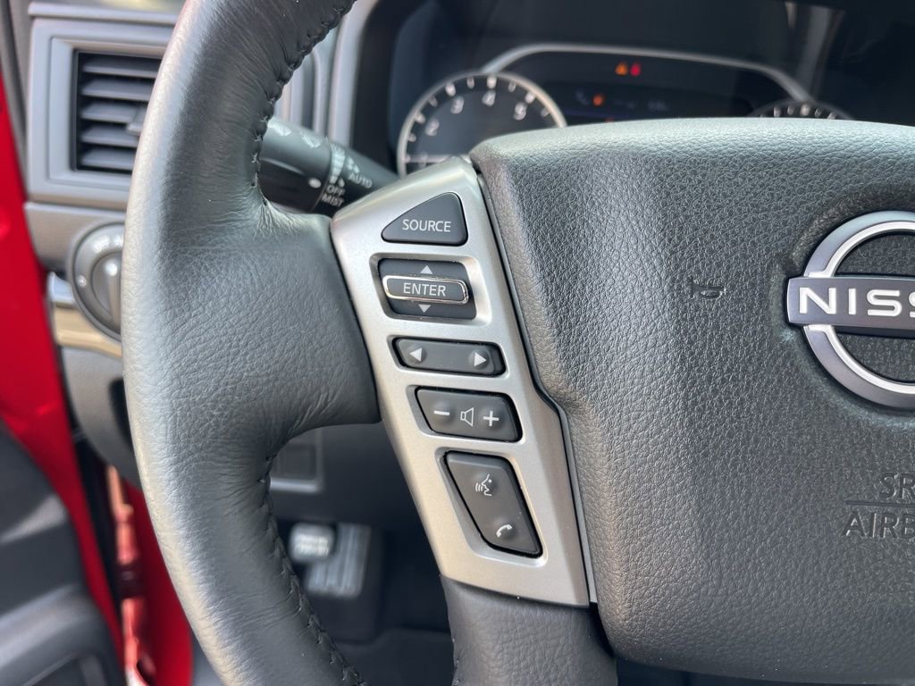 Certified 2024 Nissan Titan SV w/ SV Convenience Package image 17