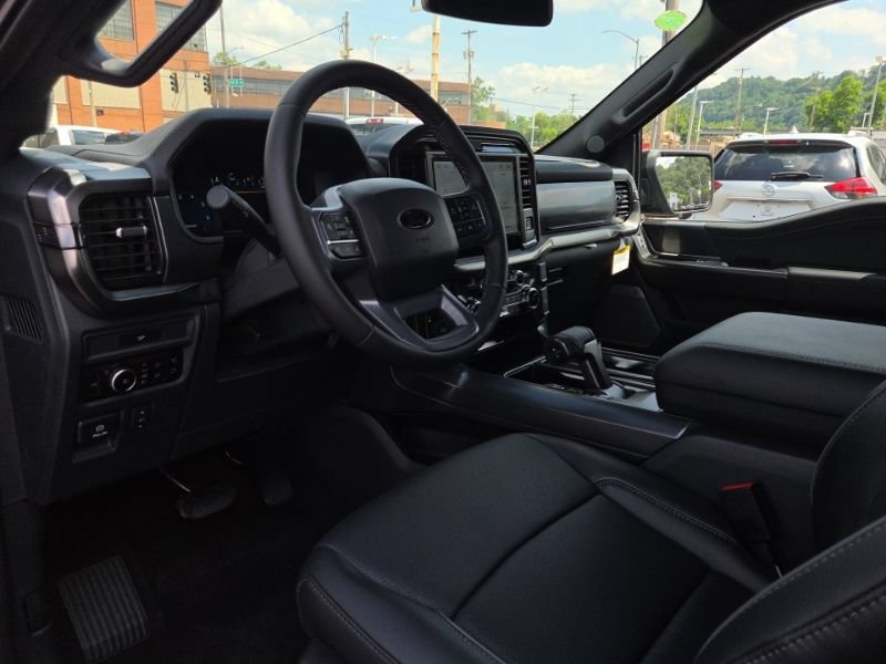 New 2026 Ford F150 Lariat w/ Equipment Group 501A Mid AWD/4WD image 27