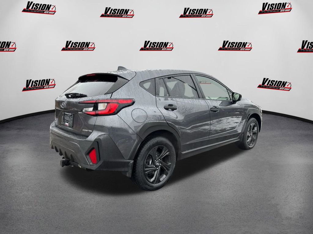 Used 2024 Subaru Crosstrek 2.0i image 5
