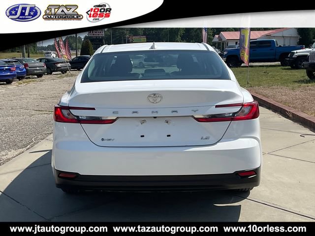 Used 2025 Toyota Camry LE FWD image 6