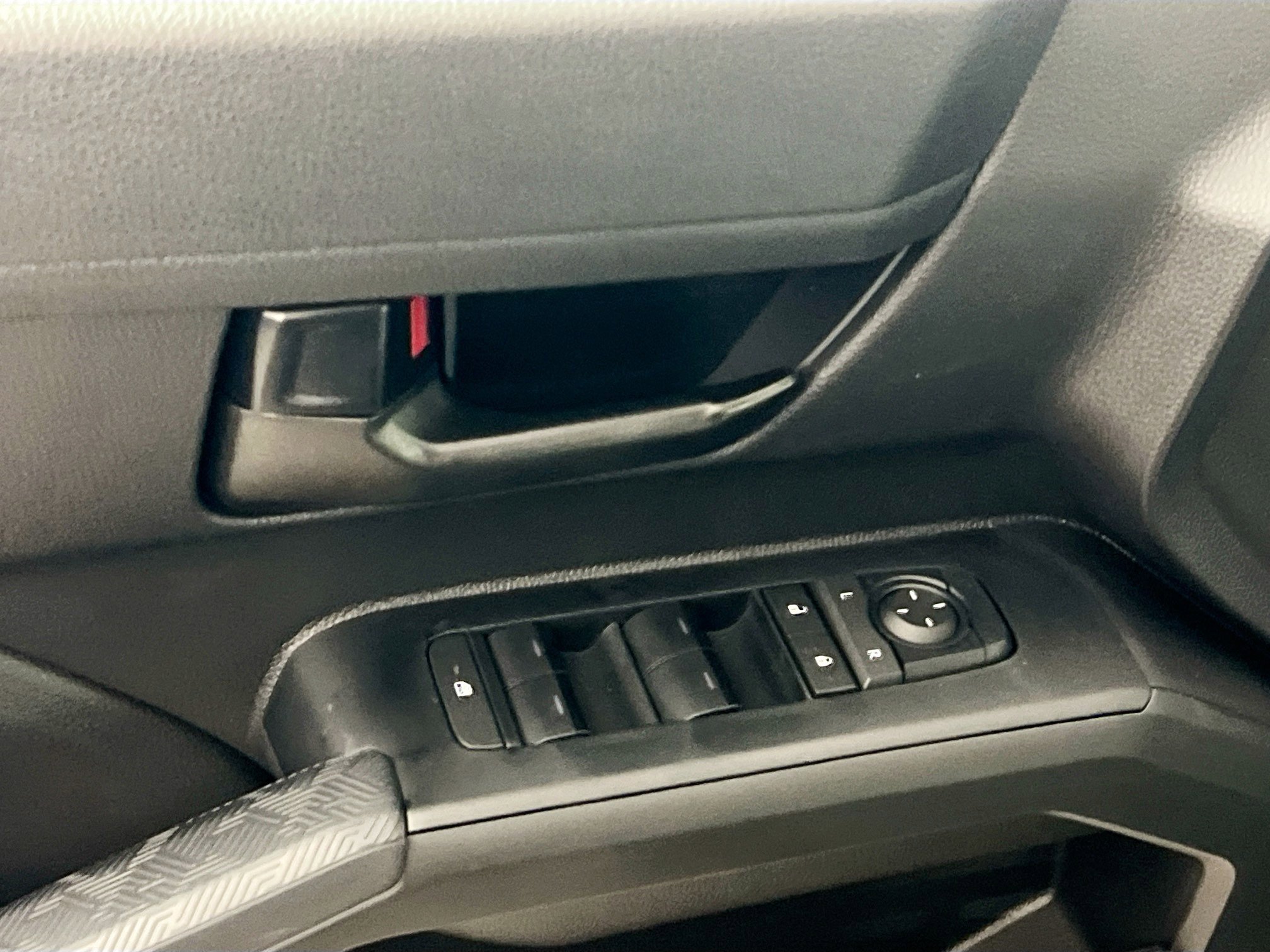 New 2025 Toyota Tacoma SR5 image 16