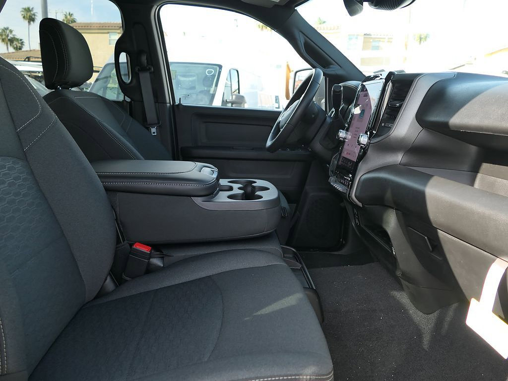New 2026 RAM 3500 Tradesman AWD/4WD image 23