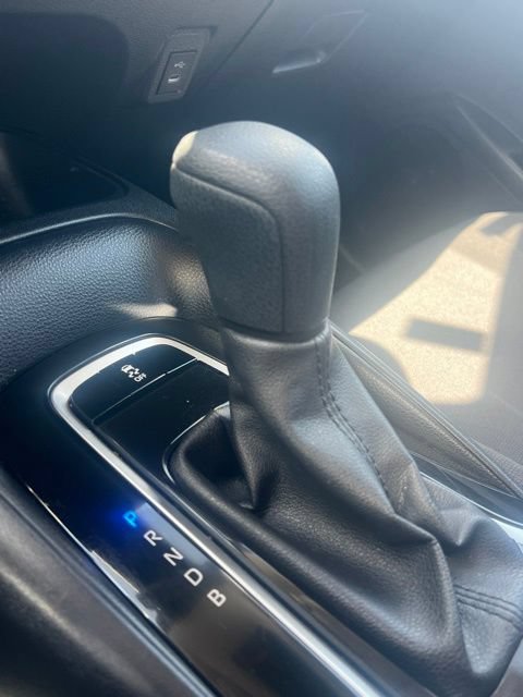 Used 2025 Toyota Corolla LE FWD image 17