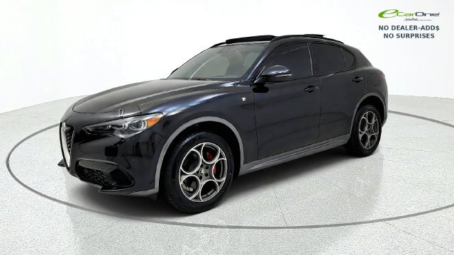 Used 2024 Alfa Romeo Stelvio Ti AWD/4WD image 3