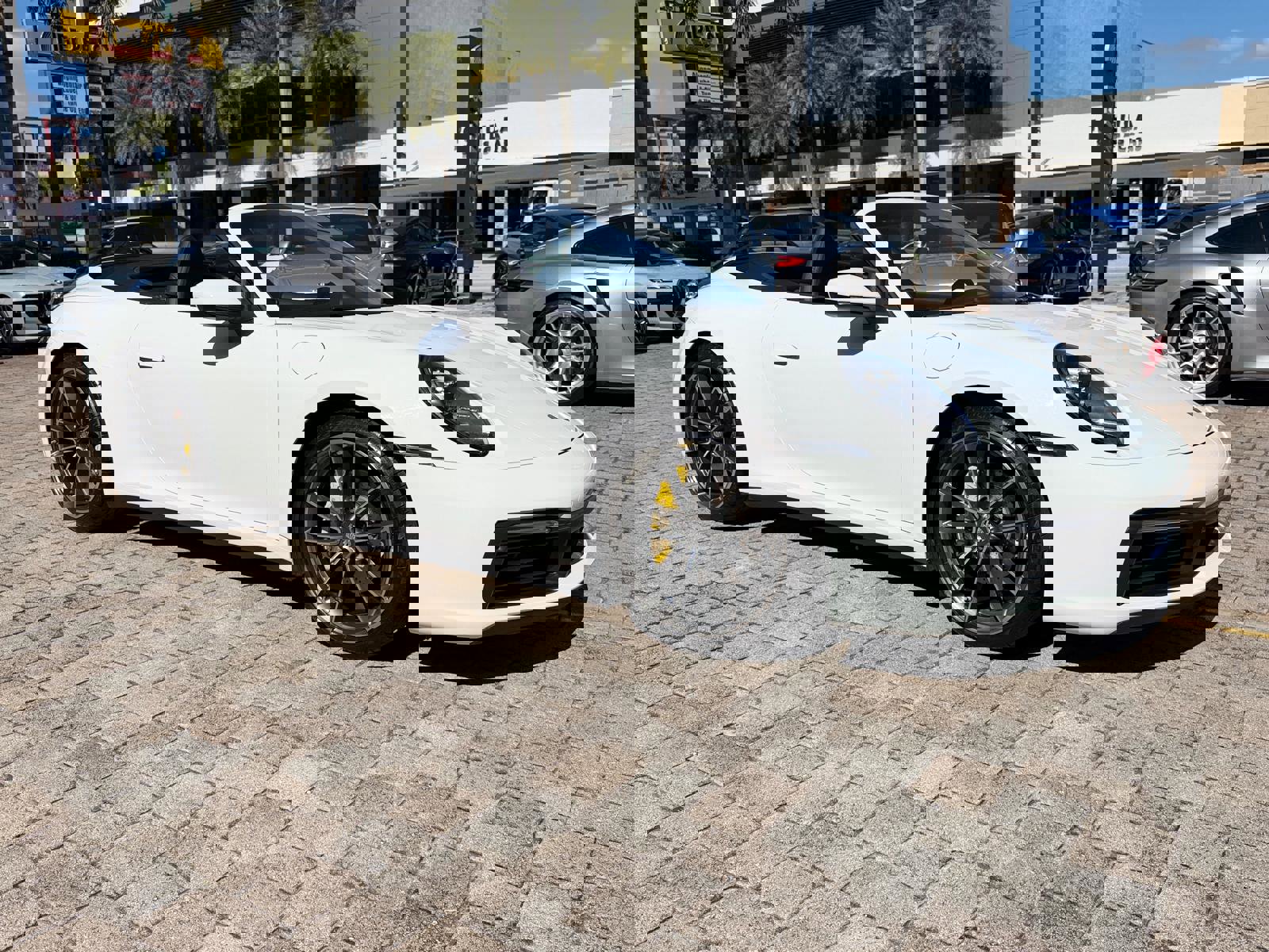 Used 2023 Porsche 911 Carrera image 7