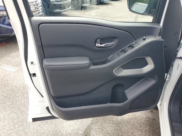 New 2026 Nissan Frontier SV w/ SV Convenience Package RWD image 5