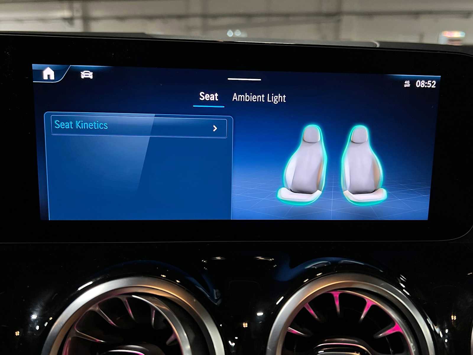 Certified 2025 Mercedes-Benz GLA 250 4MATIC image 27