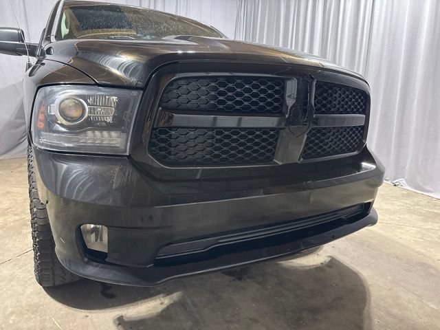 Used 2014 RAM 1500 Express w/ Black Ram 1500 Express Group AWD/4WD image 14
