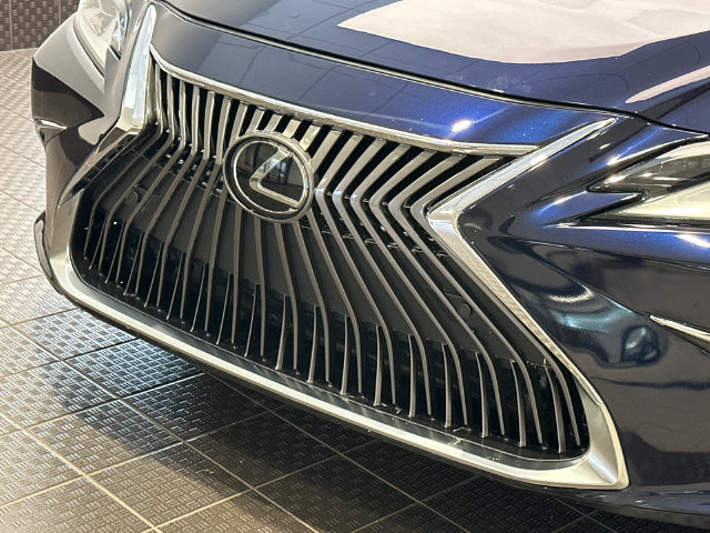 Used 2022 Lexus ES 350 w/ Premium Package FWD image 7