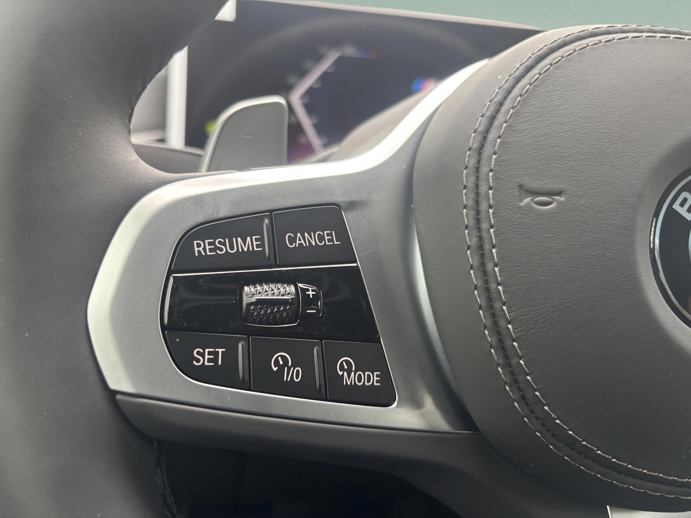 Used 2026 BMW X5 xDrive40i w/ M Sport Package image 11