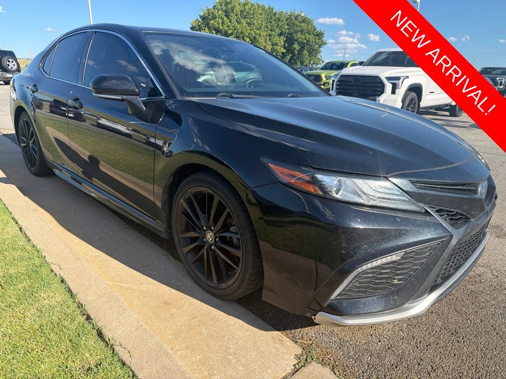 Used 2023 Toyota Camry XSE w/ Cold Weather Package FWD image 3